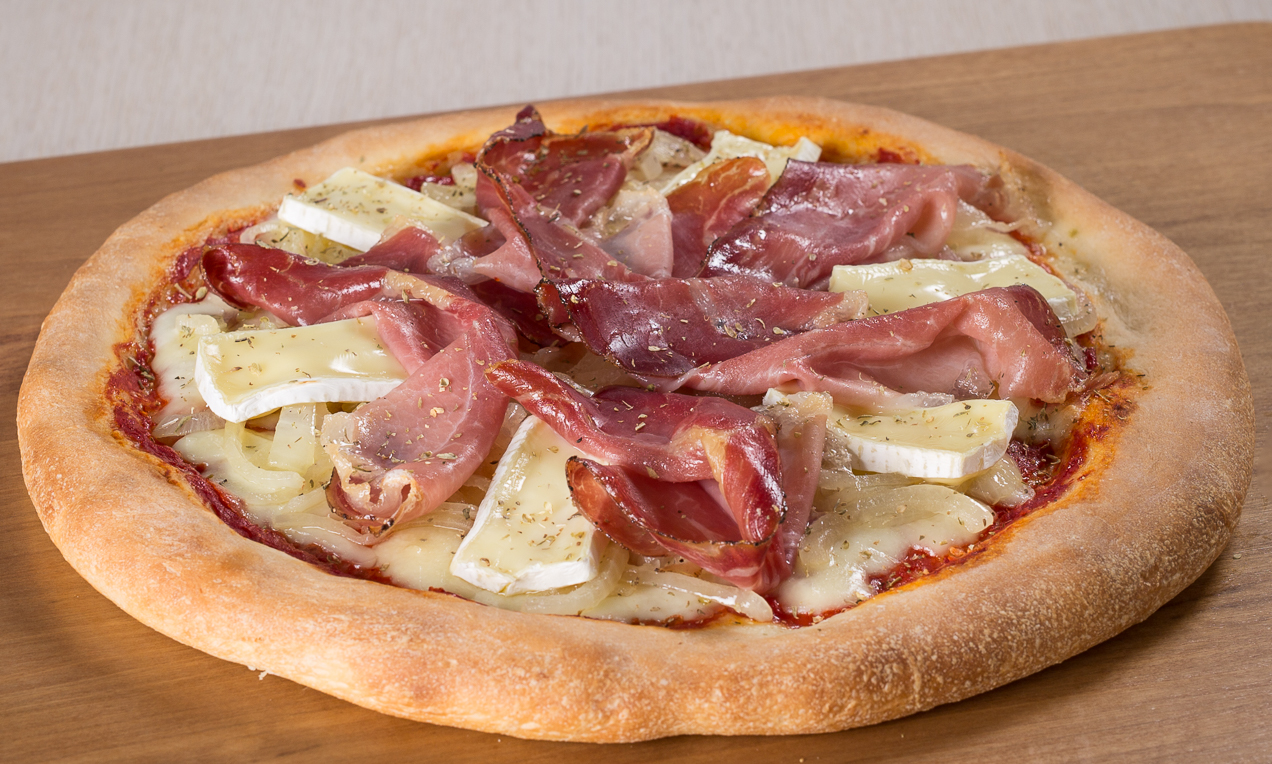 Pizza brie e speck