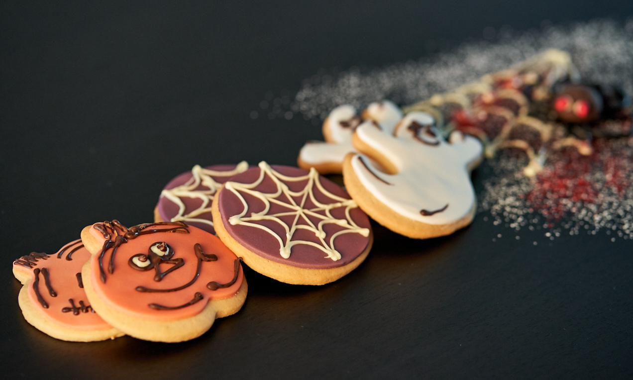 Biscotti di Halloween con pasta di zucchero