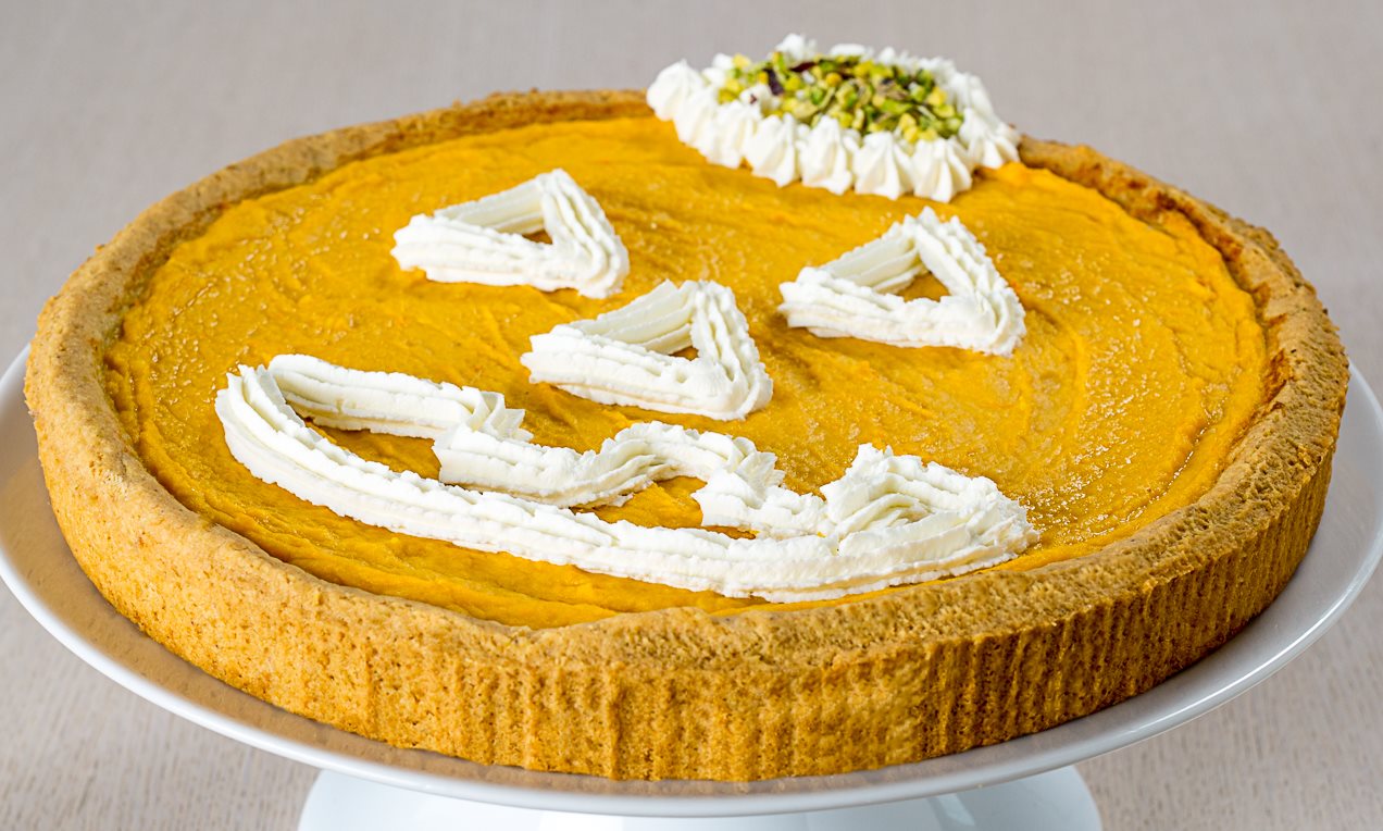 Crostata salata di zucca e formaggio per Halloween