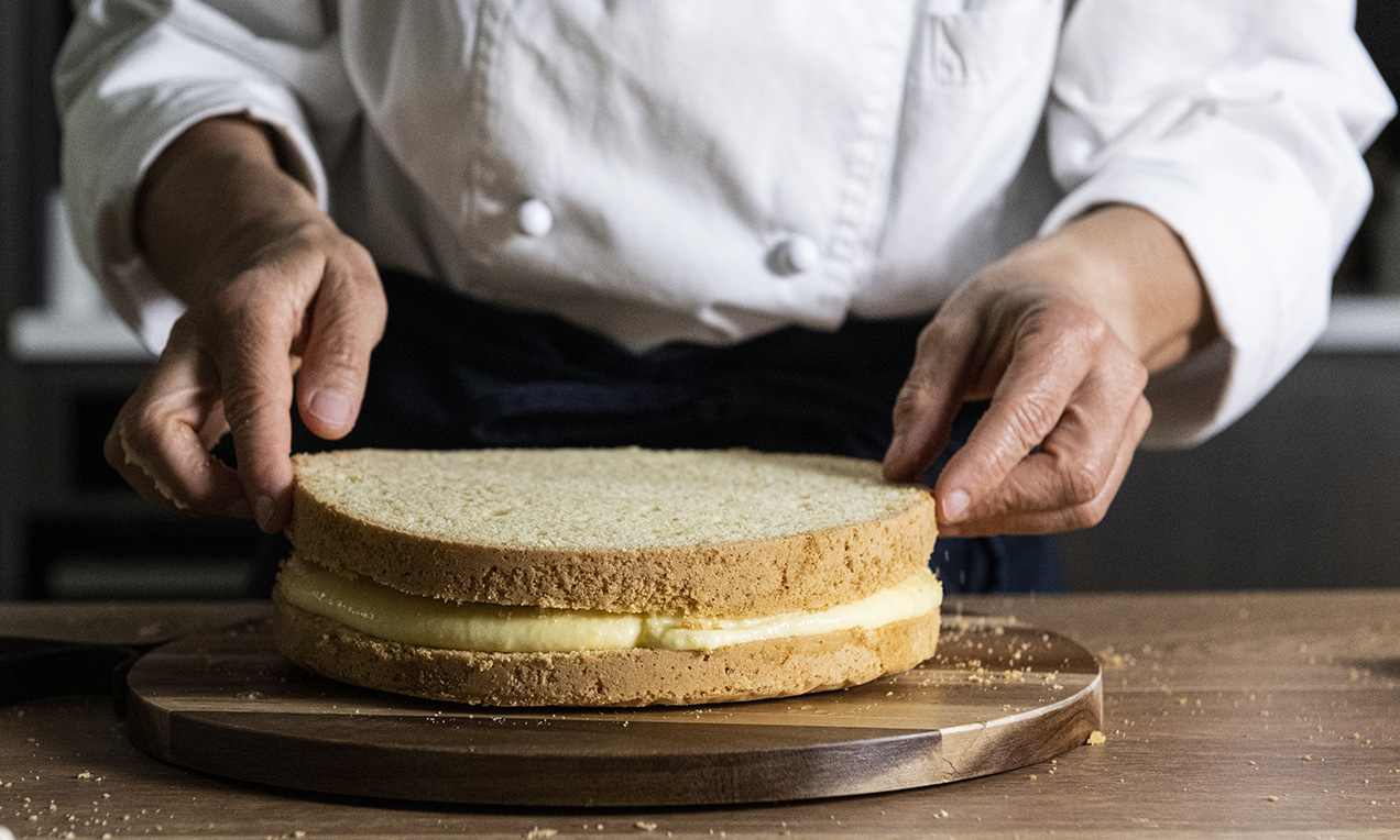 Step_pan di spagna crema e frutta (14)