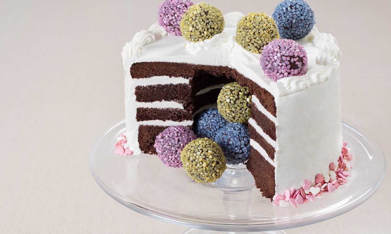 Mud cake ripiena di palline al cioccolato