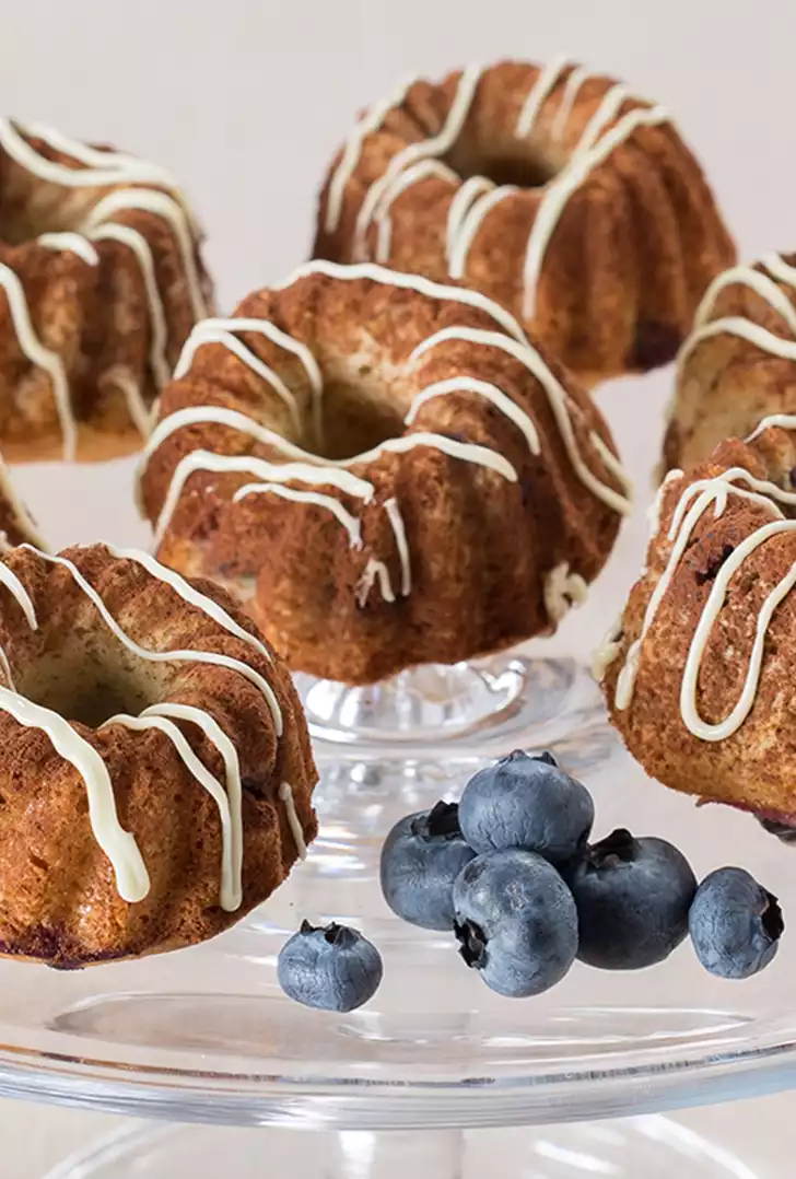 Ciambelline senza glutine con banane e mirtilli.jpg