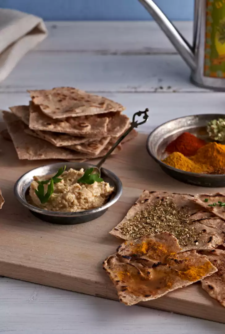 Triangoli di piadina di farro speziati