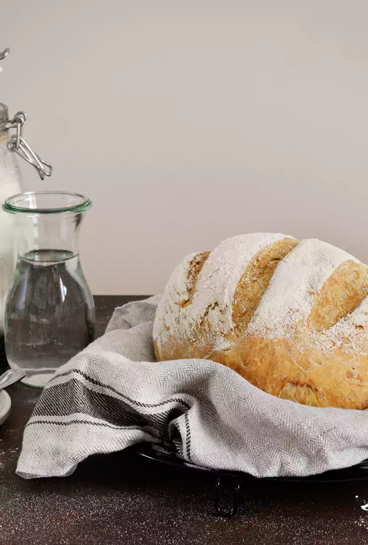 Pane fatto in casa ai semi di lino