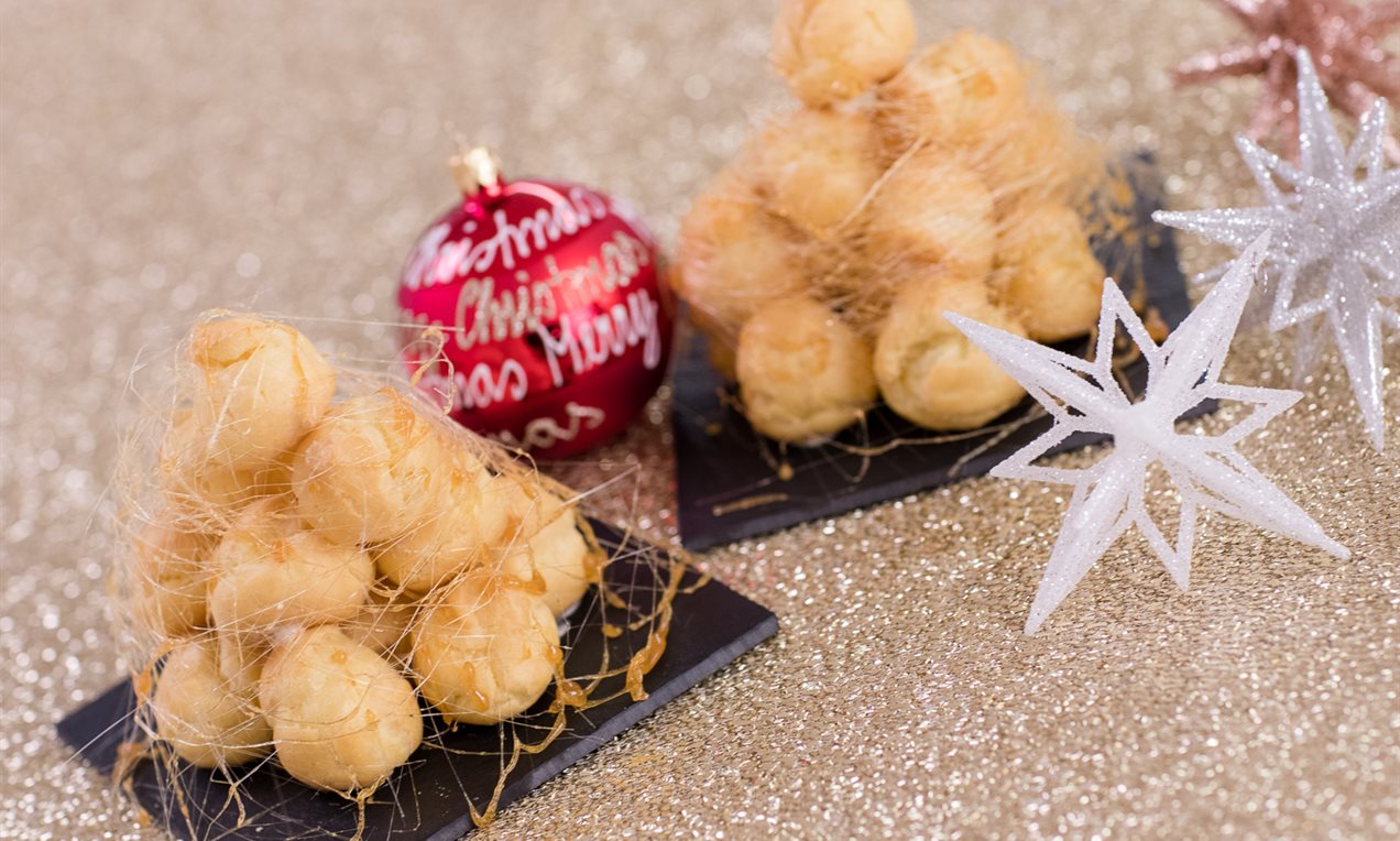 Mini croquembouche