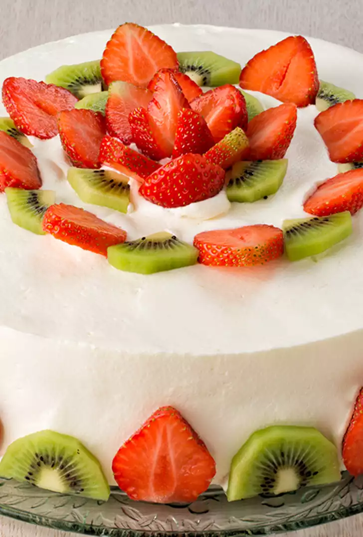 Torta yogurt e frutta.jpg