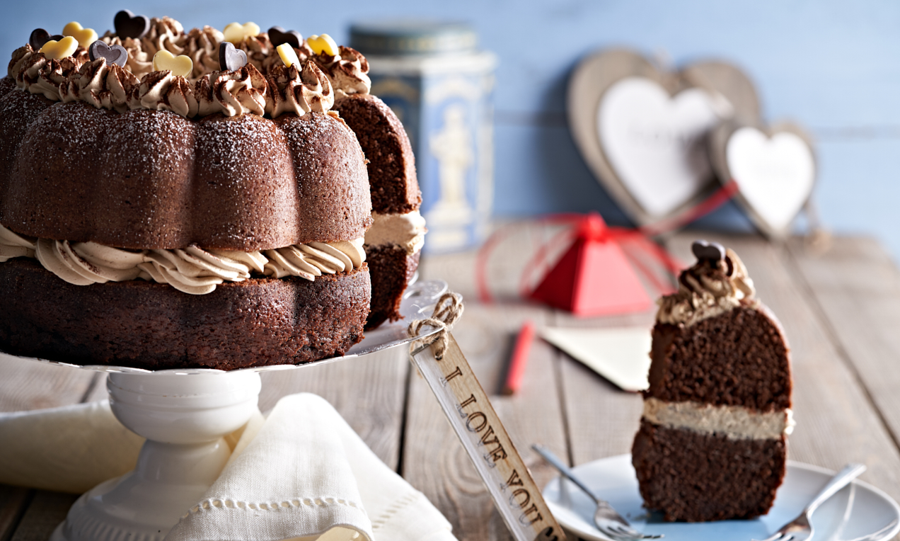 Bundt cake con crema mascarpone e caffè
