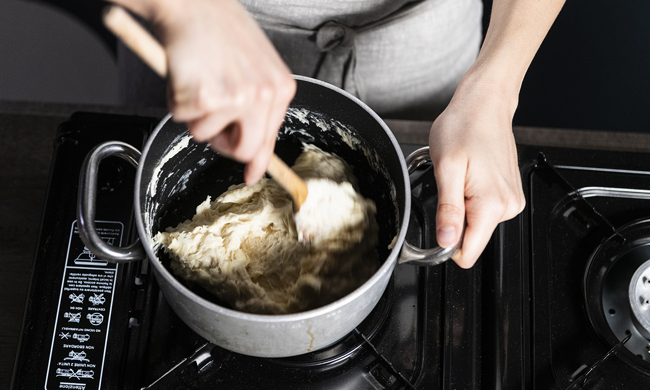 Step_zeppole di san giuseppe al caffè (7)