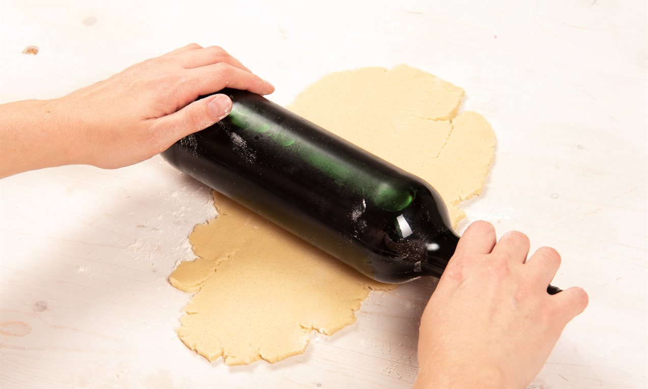 CakeuDessert Germany Editorialphoto Küchenutensilien 08