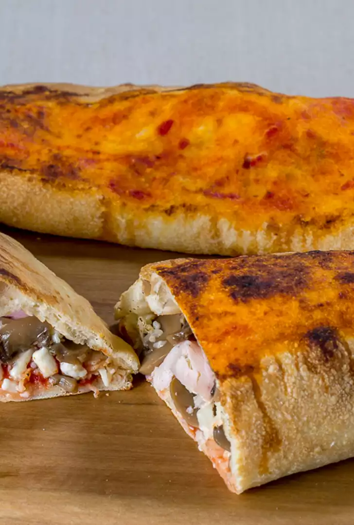 CALZONE-RIPIENO-RIC.jpg