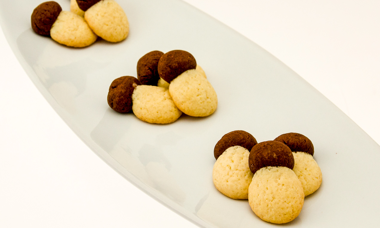 Biscotti funghetto con cacao