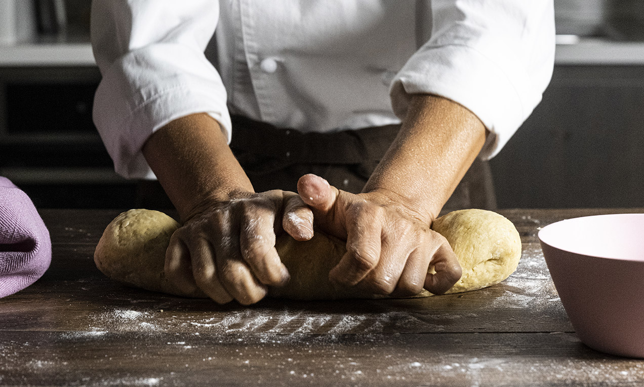 Step_brioche con il tuppo (9)