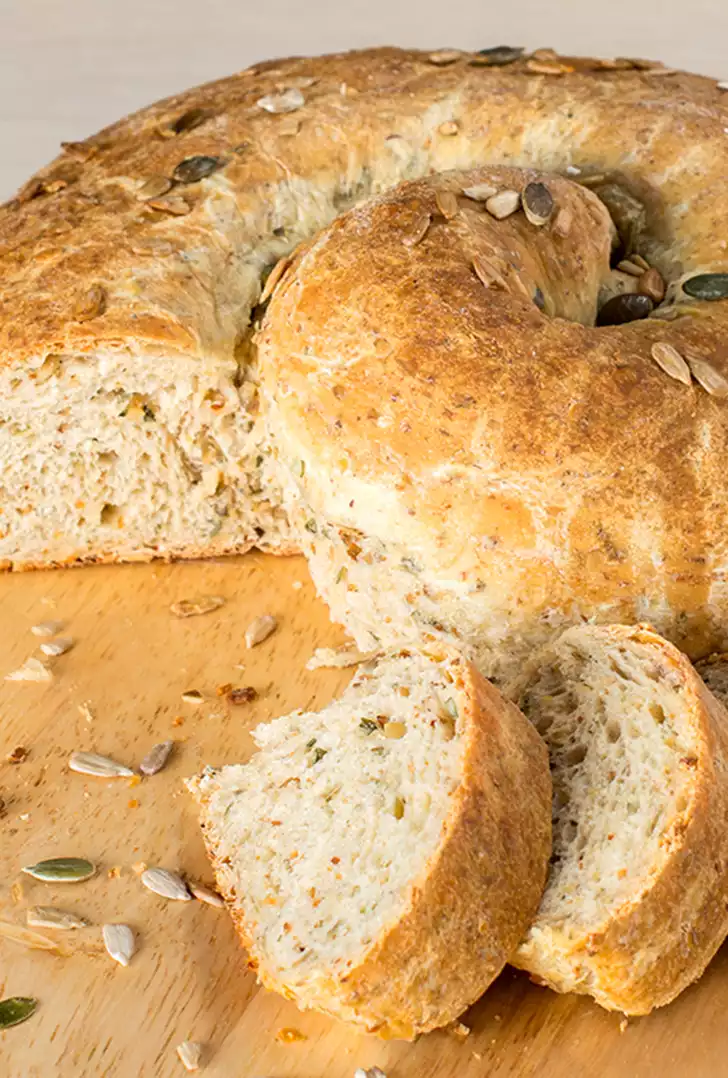 Chiocciola di pane ai semi di zucca e girasole.jpg (ecc381f9dc374f91a7757916d2da0368)