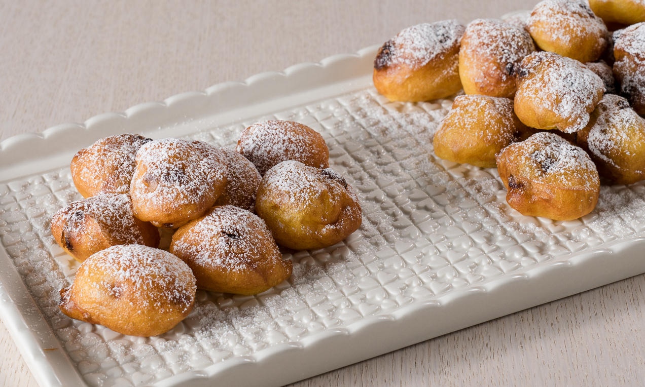 Frittelle di Carnevale all'uvetta