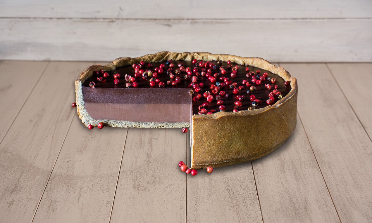 Crostata al caffè al doppio cioccolato e pepe rosa