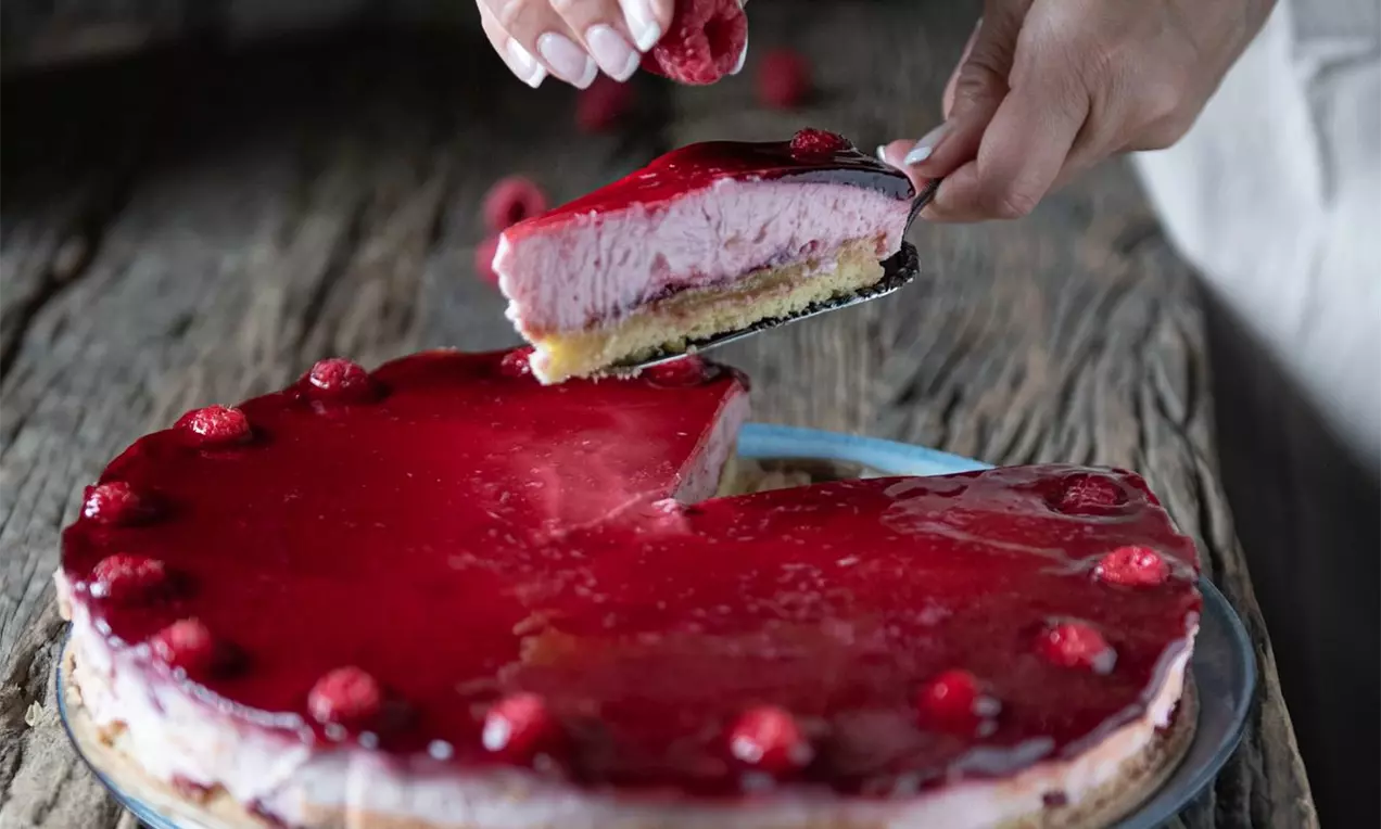 Sváteční malinový dort