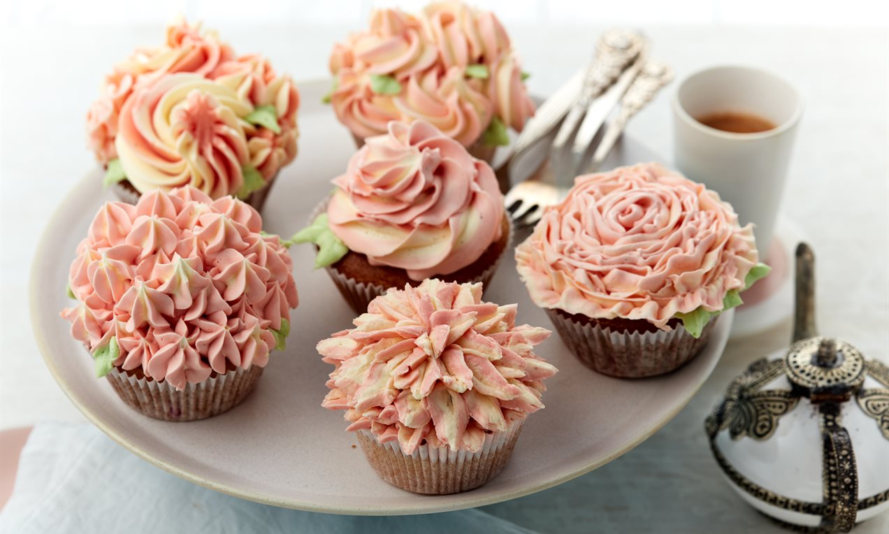 Blütenzauber-Cupcakes QF 8892.jpg