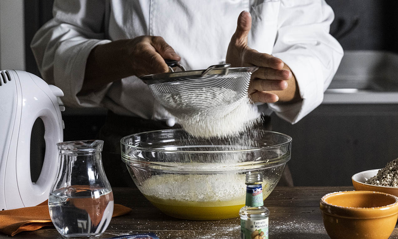 Step_torta di mandorle senza burro e olio (4)