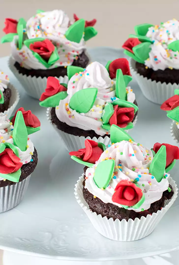 Cupcake cioccolato e fragole.jpg