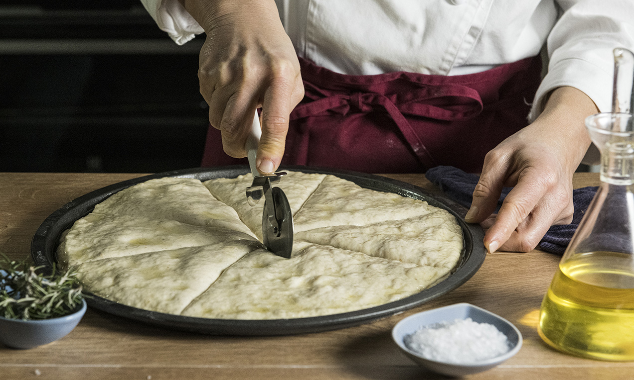 Step_focaccia farcita_pretagliata (10)