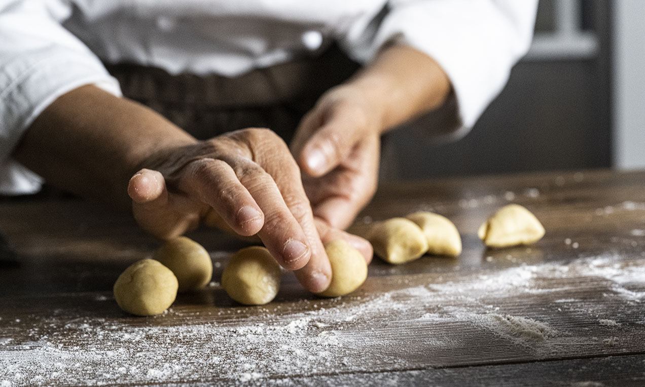 Step_brioche con il tuppo (15)