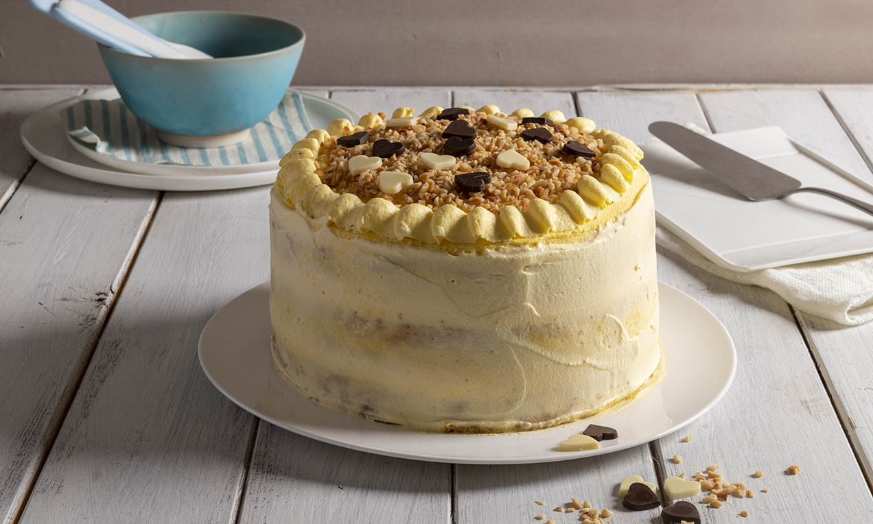 Torta farcita alla crema chantilly