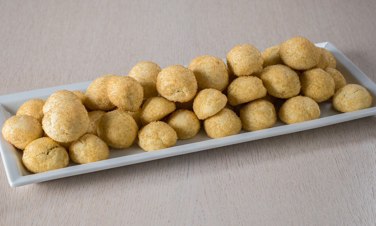 Castagnole al forno con gocce di cioccolato