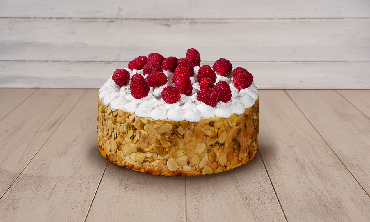 Charlotte con lamponi e cioccolato bianco