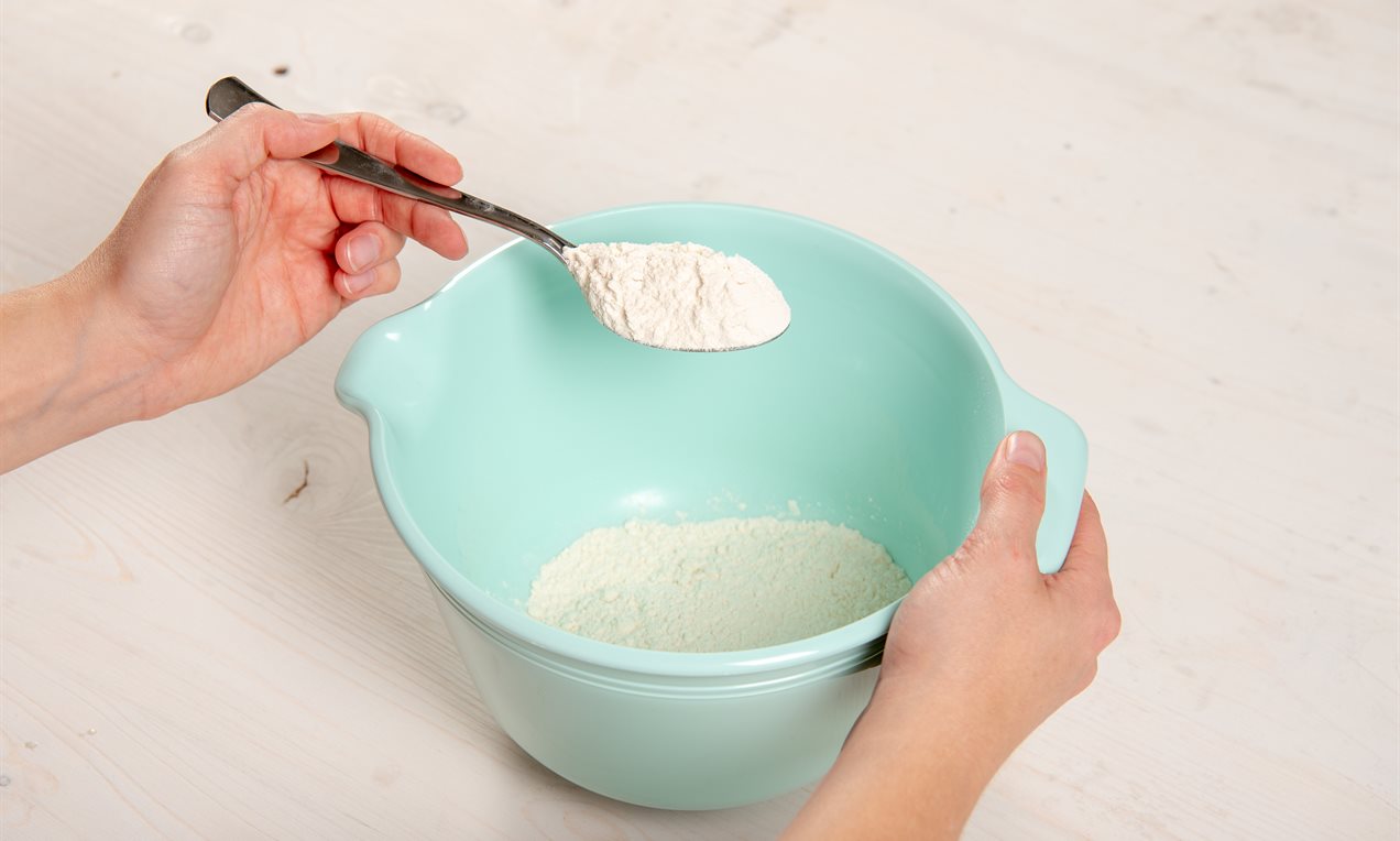 CakeuDessert Germany Editorialphoto Küchenutensilien 09