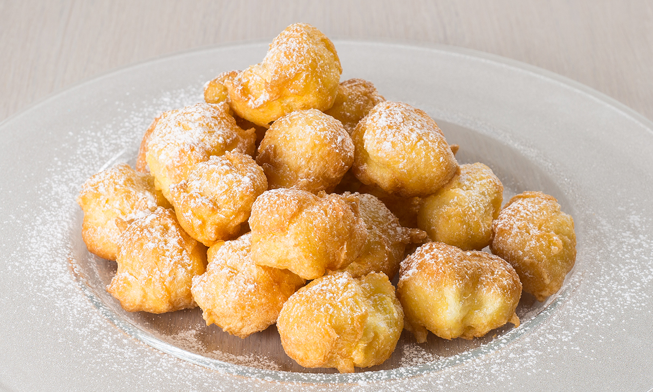 Frittelle di Carnevale alla crema