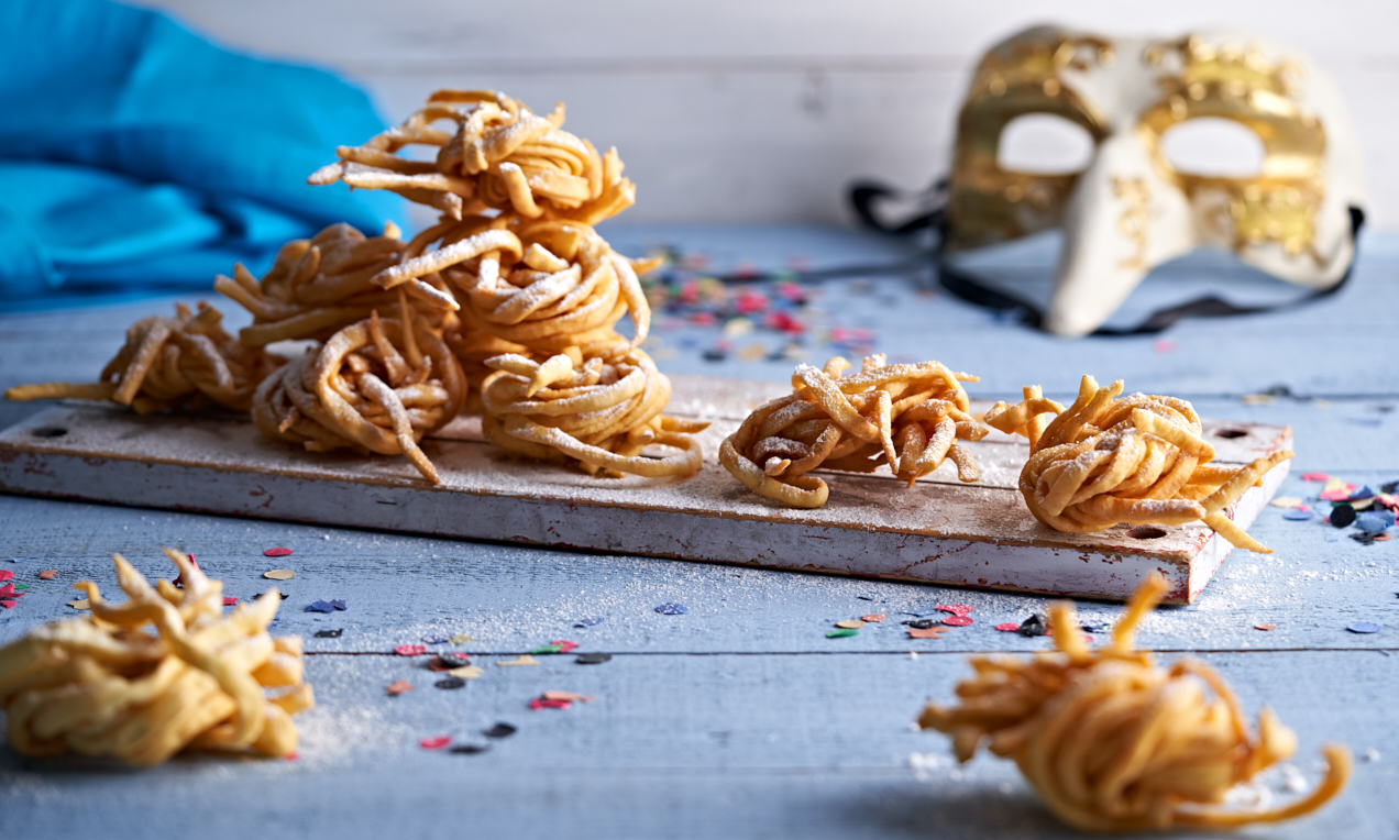 Nidi di chiacchiere di Carnevale