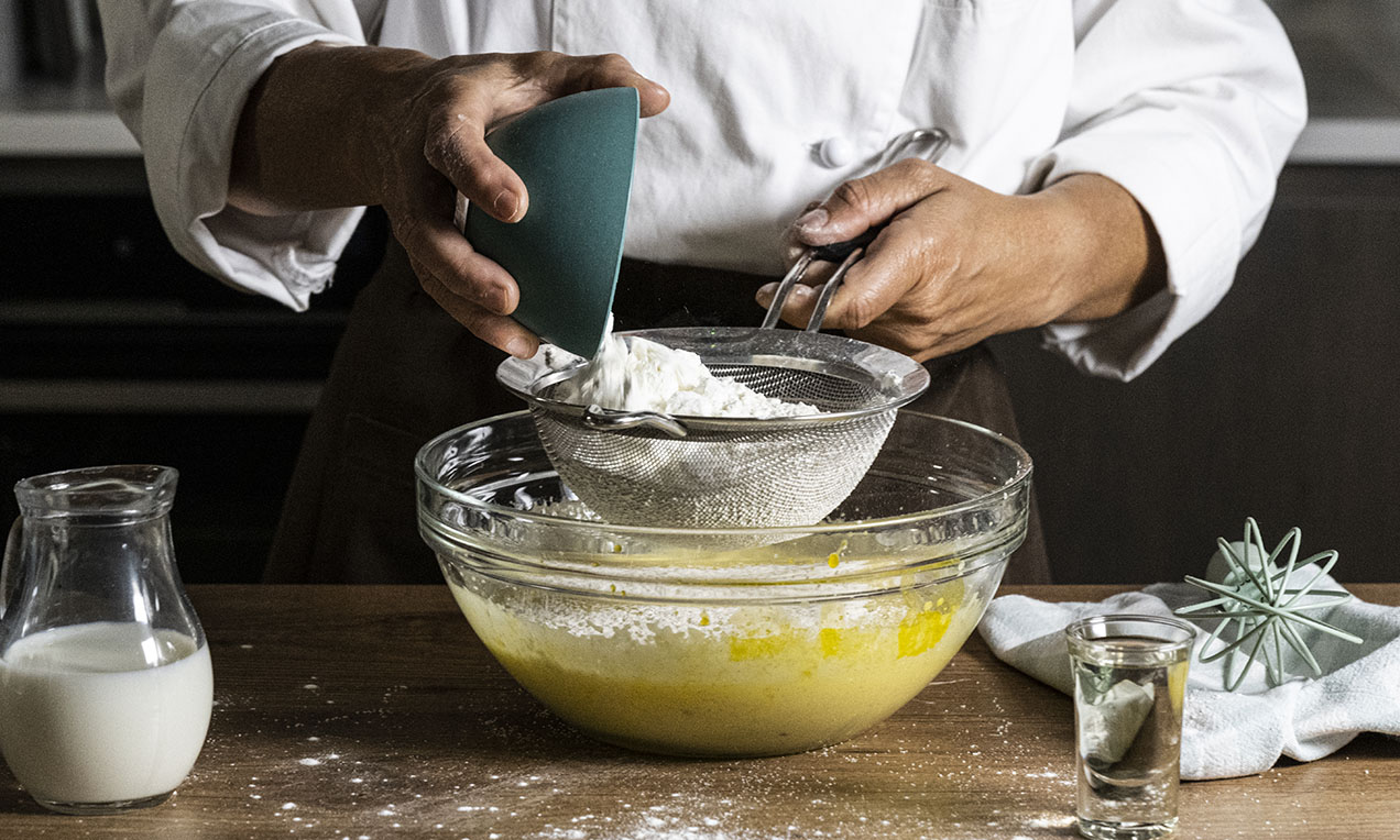 Step_ciambella con glassa alle fragole (5)