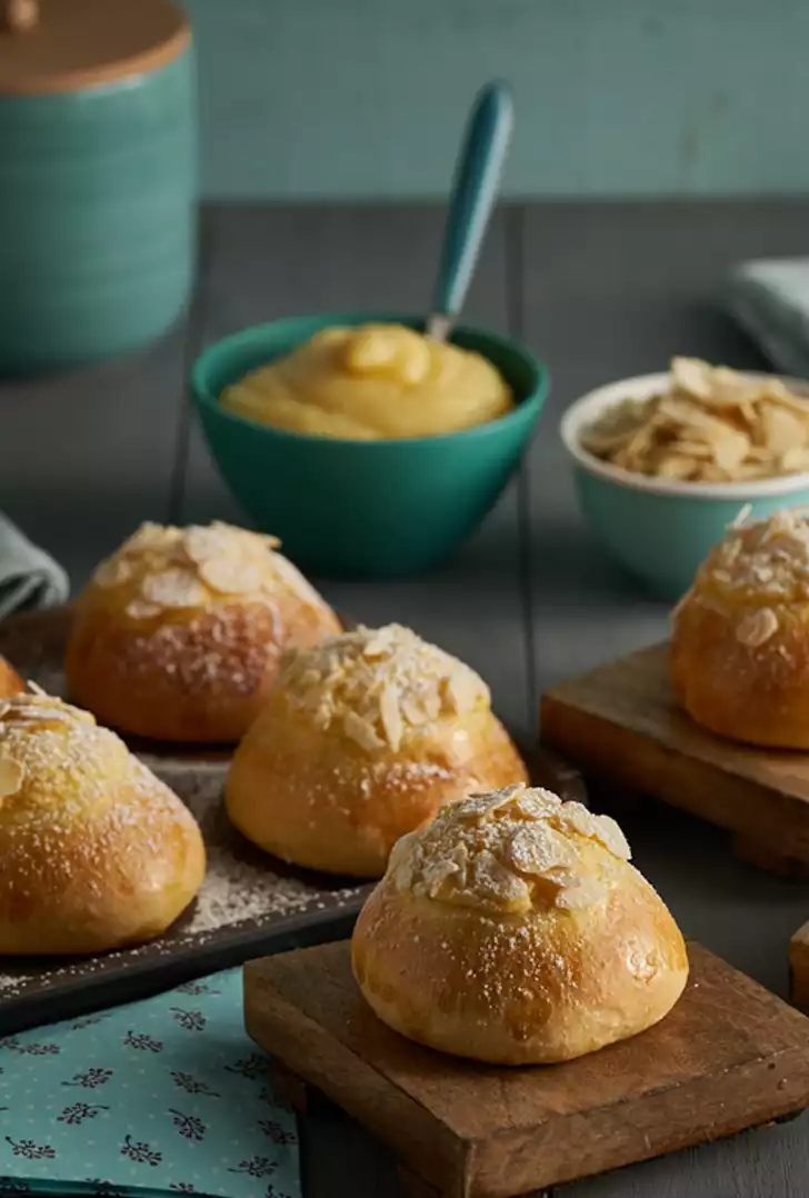 Veneziane allo yogurt e madorle