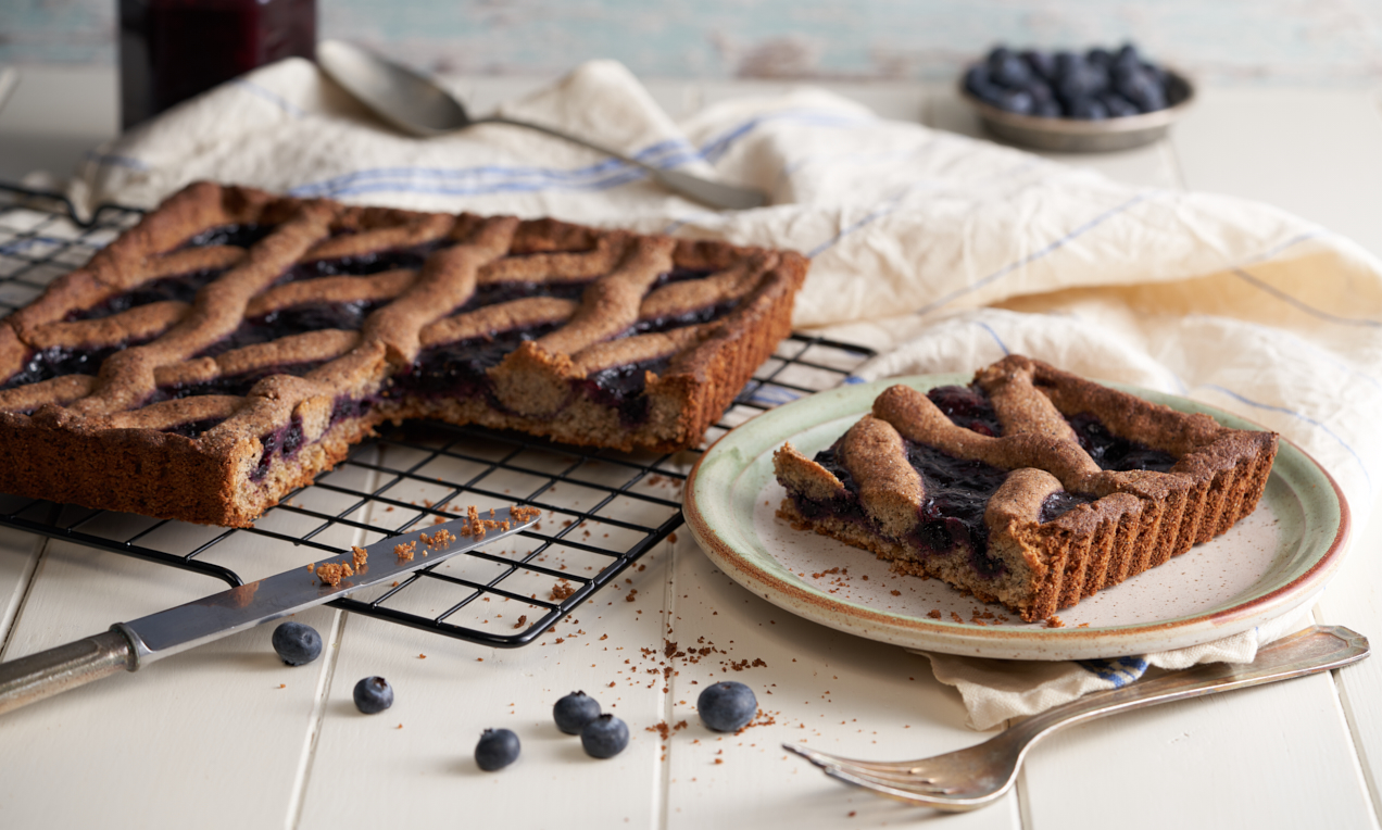Crostata di grano saraceno e confettura mirtilli