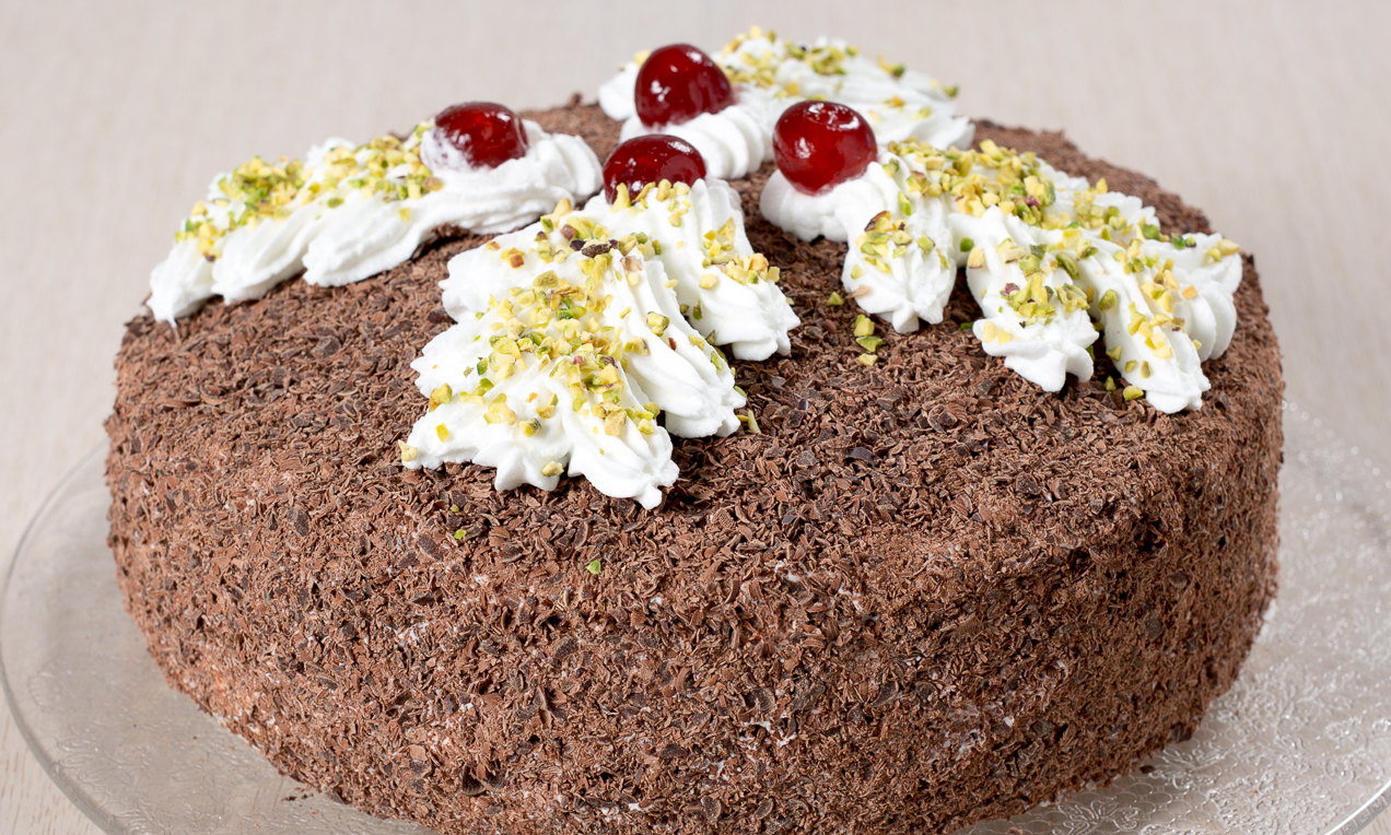 Torta di Natale ciliegie e cioccolato